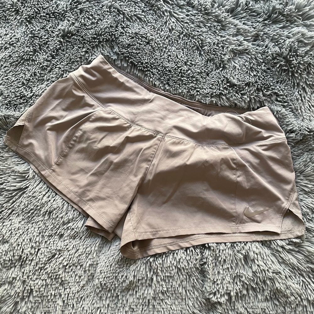 NWOT Nike running shorts
